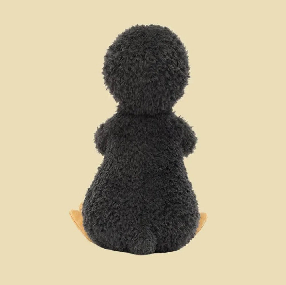 Huddles Penguin — gallery view 3