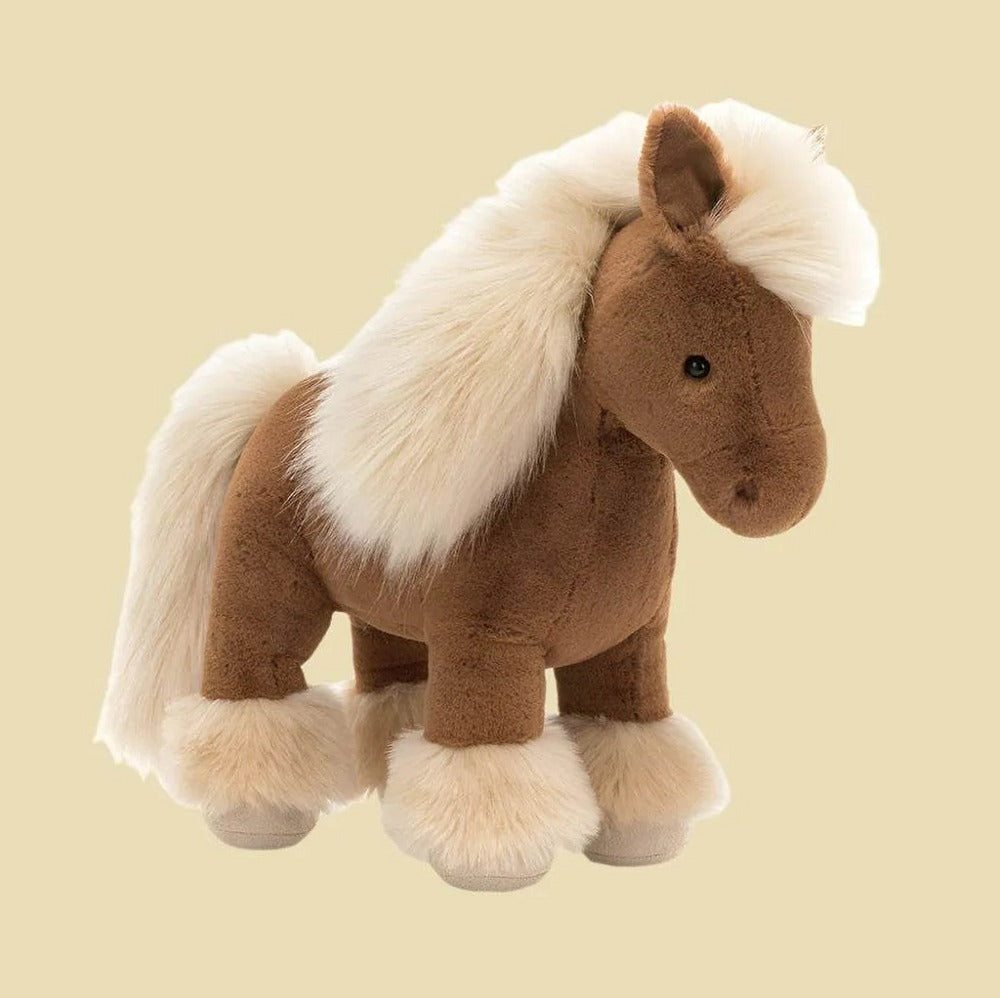 Freya Pony — front view